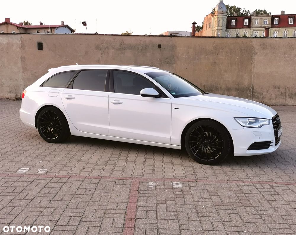 Audi A6 Avant - 14