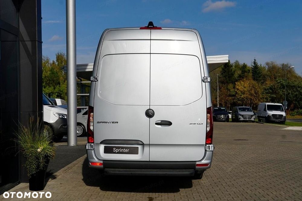 Mercedes-Benz Sprinter 319 CDI Ekstradługi SELECT aut 2.0 190KM - 8