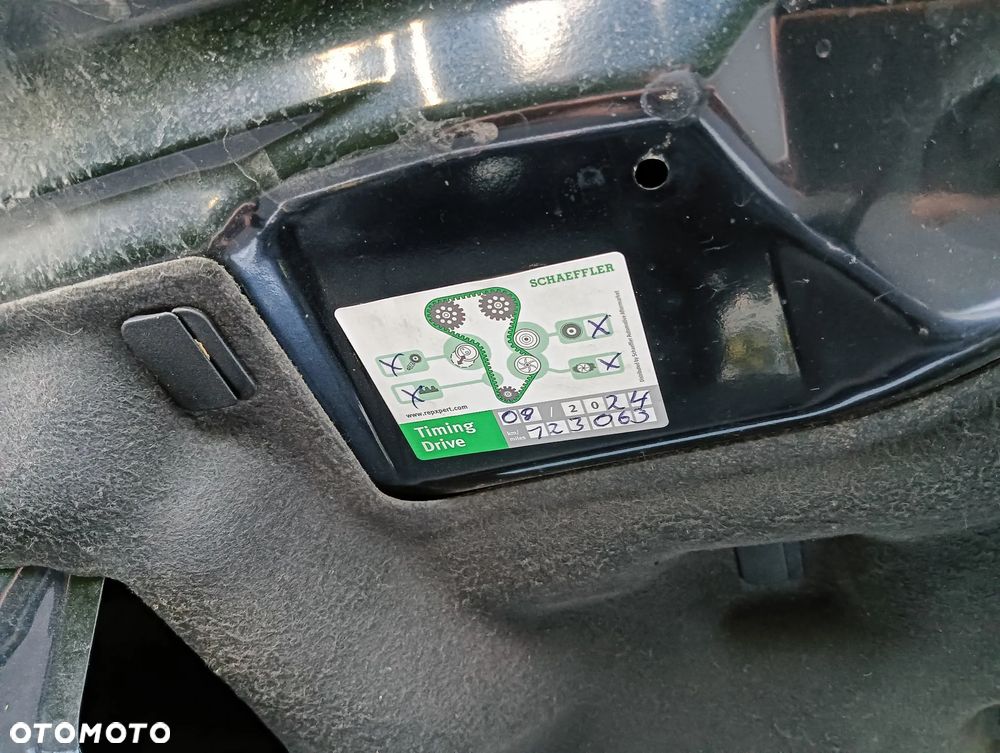 Ford Kuga - 20