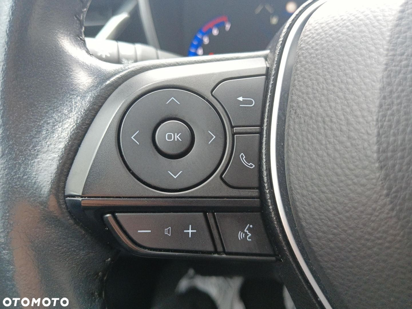 Toyota Corolla 1.8 Hybrid Comfort - 20