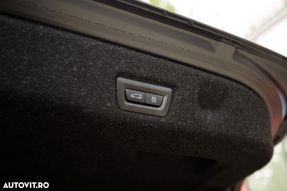 BMW Seria 5 520d xDrive AT MHEV - 40