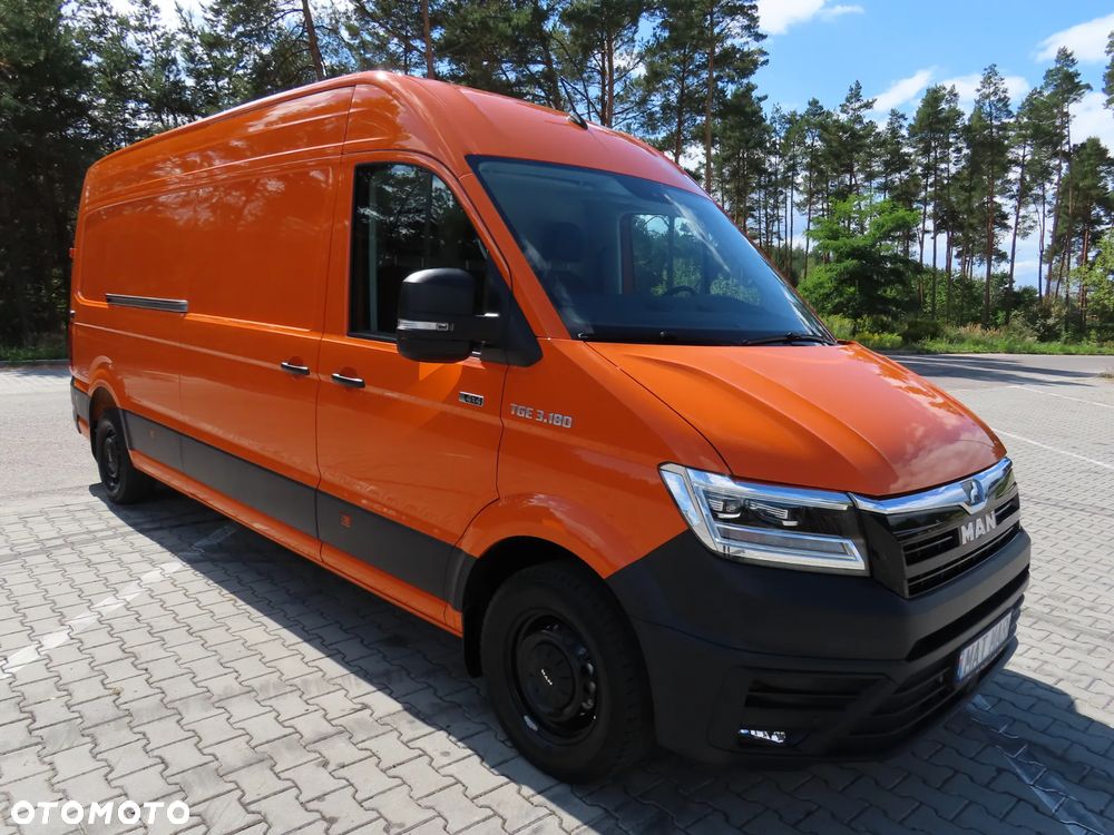 MAN TGE 3.180 4Motion 4x4 2.0 TDI 177 KM Automat 8-Mio Biegowy Blaszak Furgon L4H2 Rozstaw Osi 4490 mm Drzwi Przesuwne Z Obu Stron FULL OPCJA WYPOSAŻENIA HAK 3000 Kg WZMACNIANY Stan Wizualny I Techniczny JAK NOWY Gotowy Dostępny OKAZJA POLECAM - 9