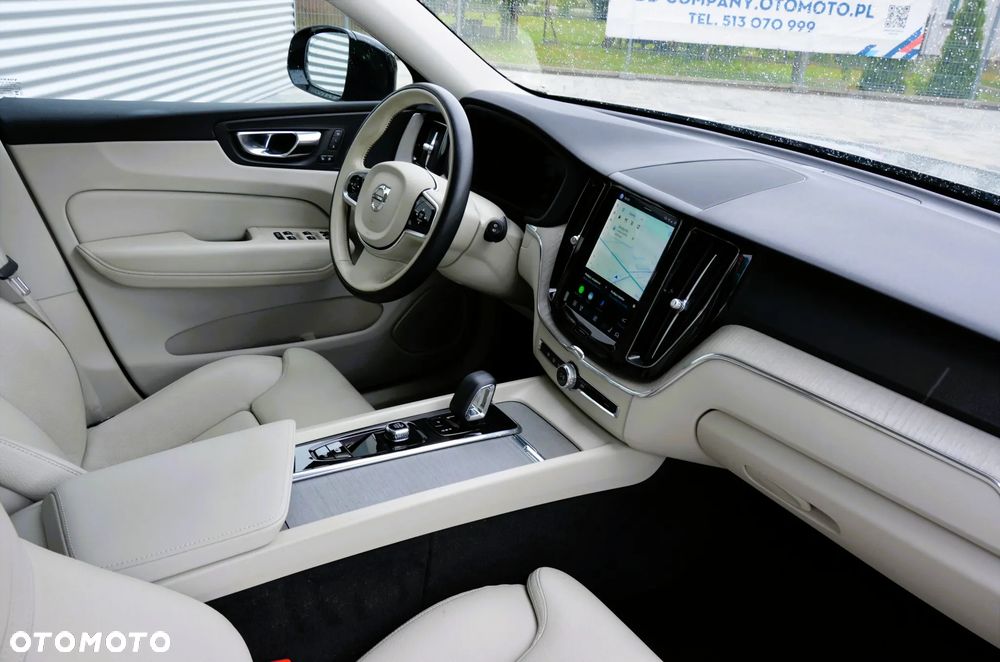 Volvo XC 60 B4 D Geartronic RDesign - 25