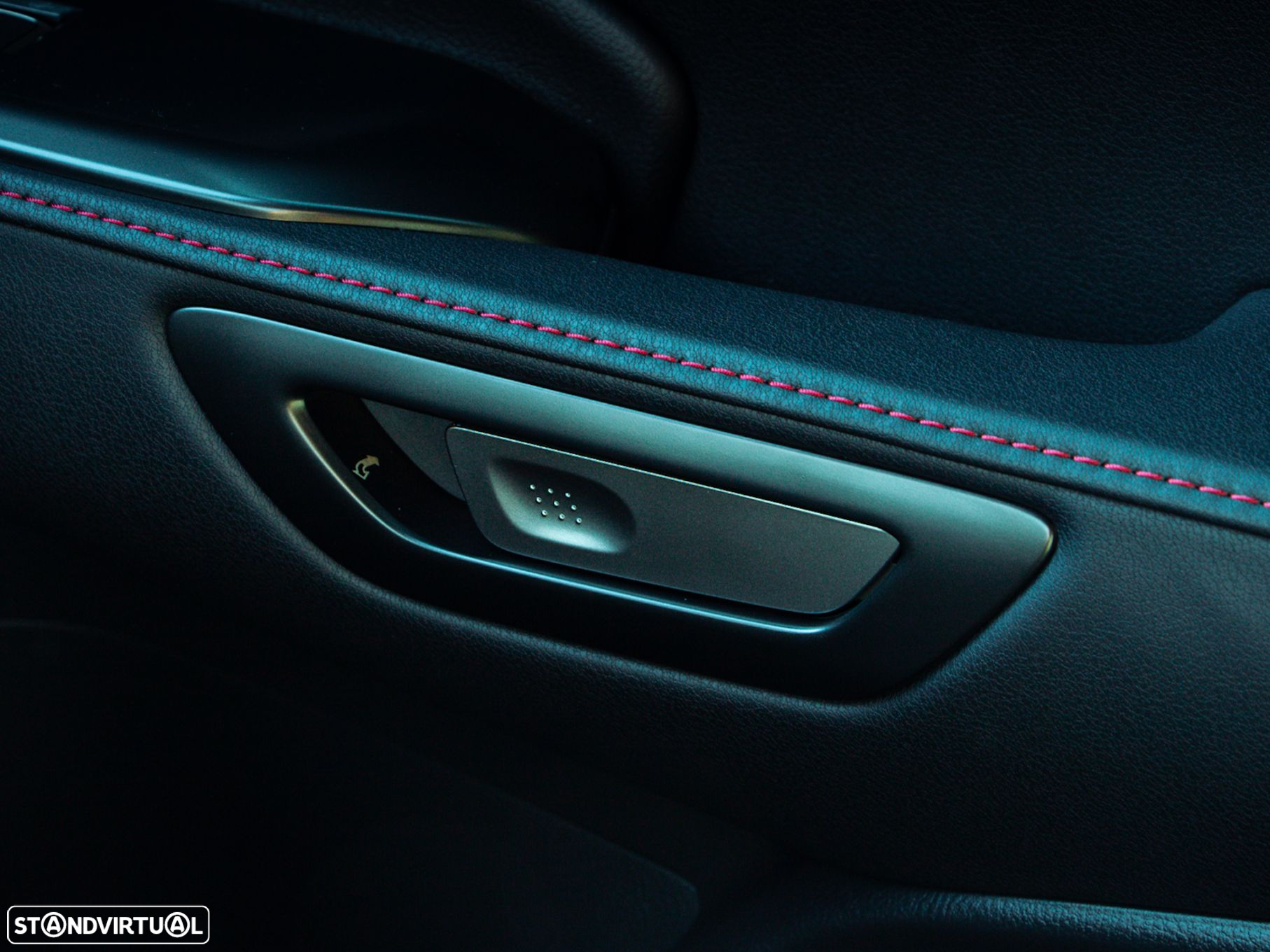Lexus LBX - 37