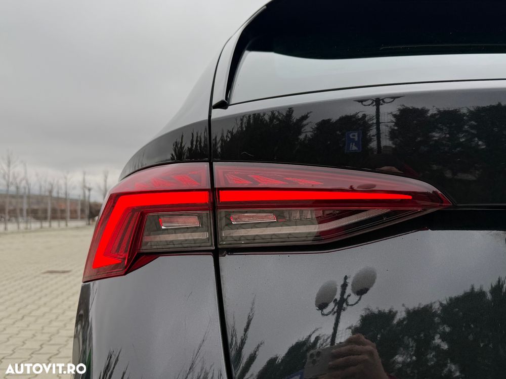 Skoda Octavia Combi 2.0 TDI DSG Premium Edition - 36