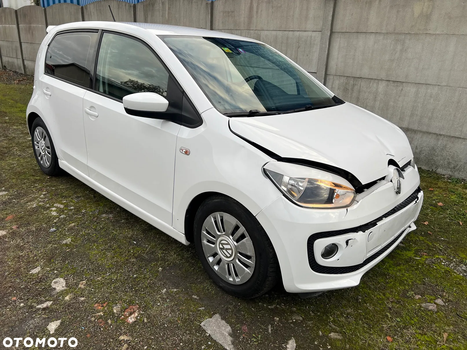 Volkswagen up! (BlueMotion Technology) move - 8