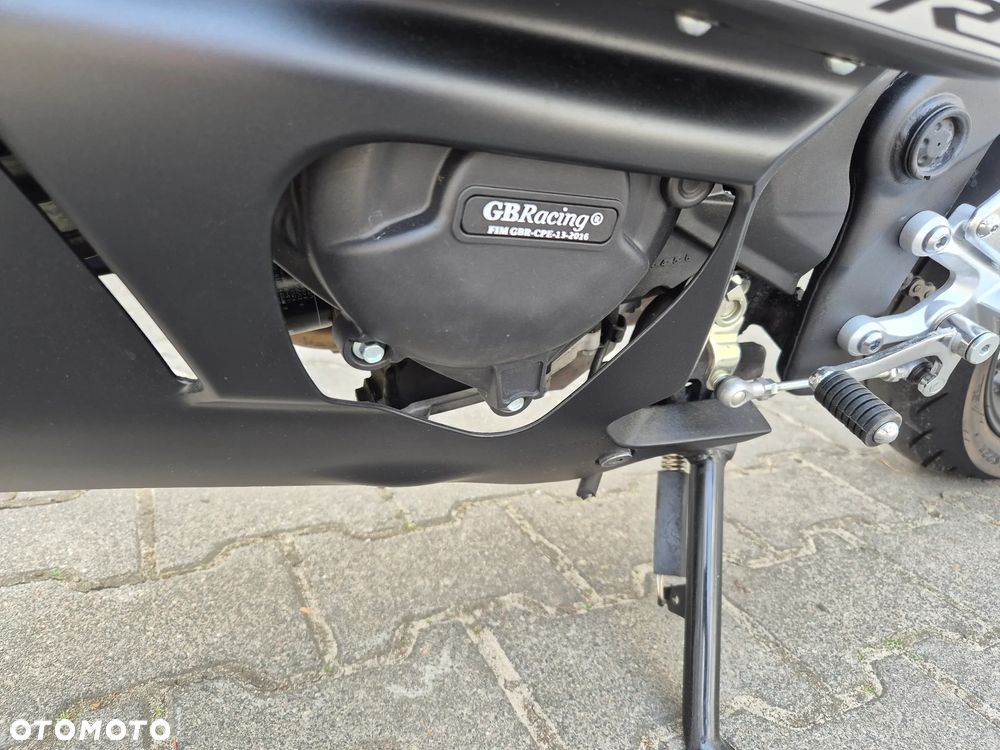 Yamaha R3 - 5
