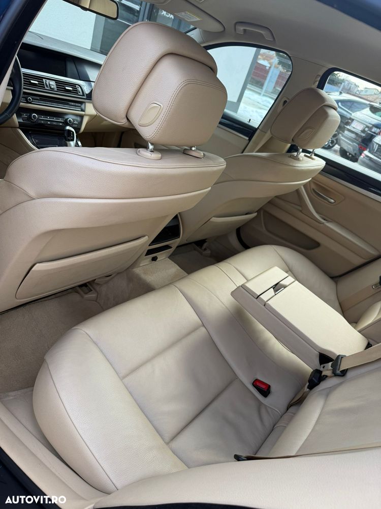 BMW Seria 5 525d Aut. - 17