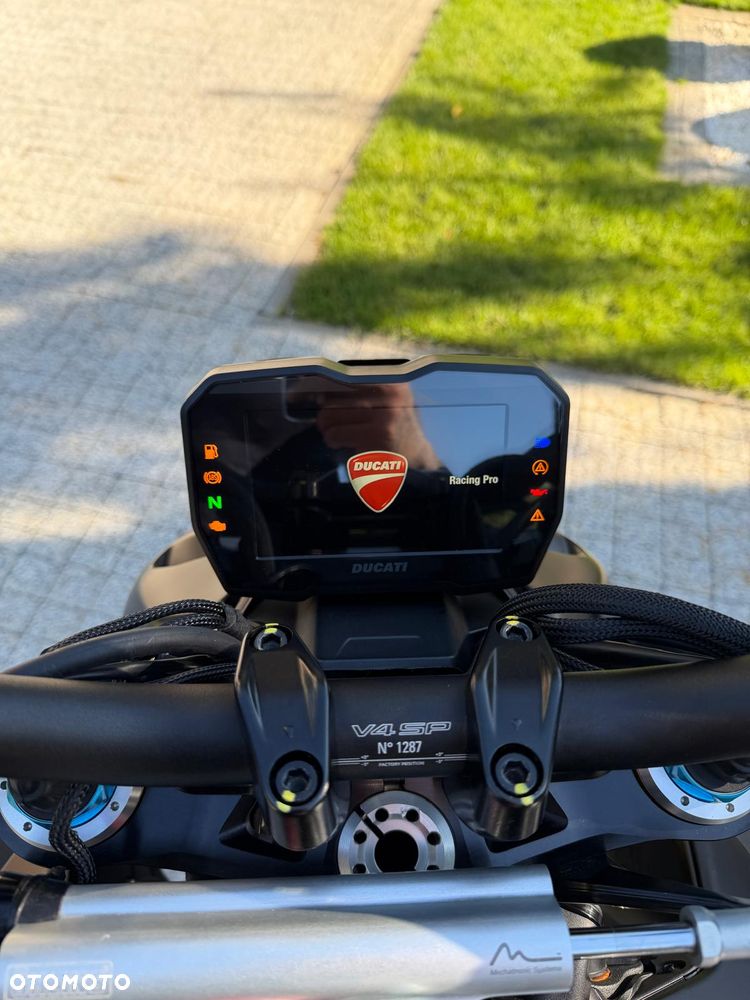 Ducati Streetfighter V4 - 10