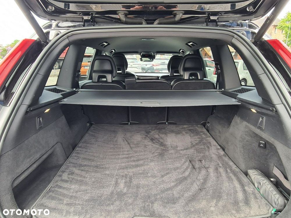 Volvo XC 90 T6 AWD R-Design - 34