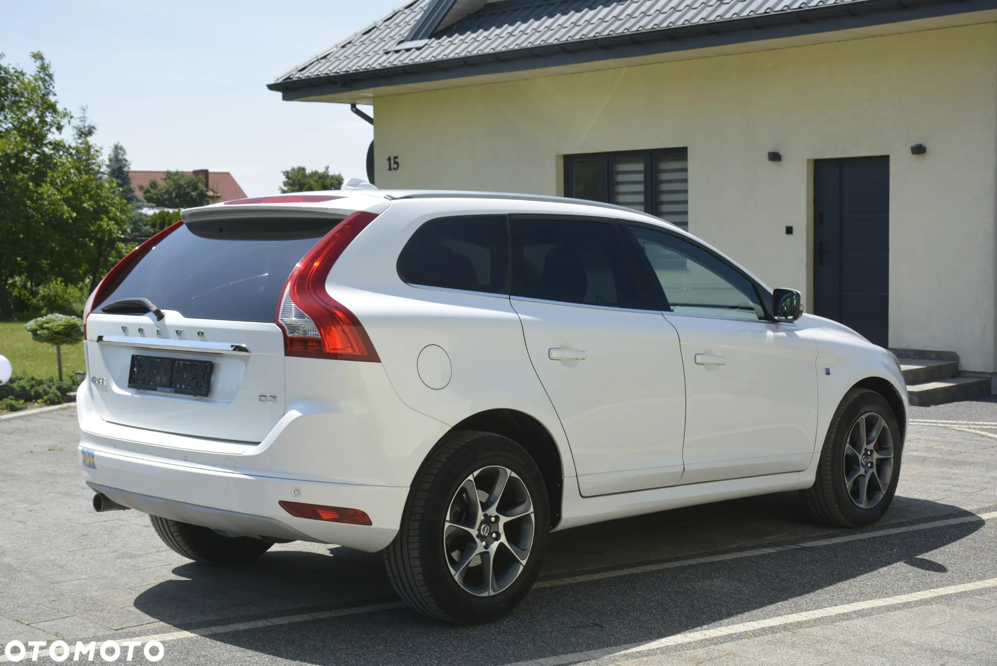 Volvo XC 60 D3 Drive-E Ocean Race - 8