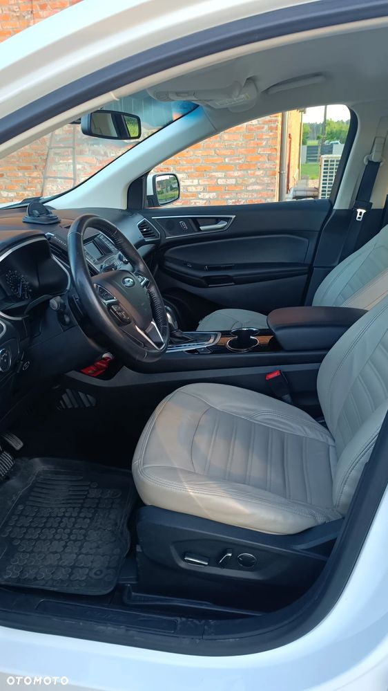 Ford Edge - 6