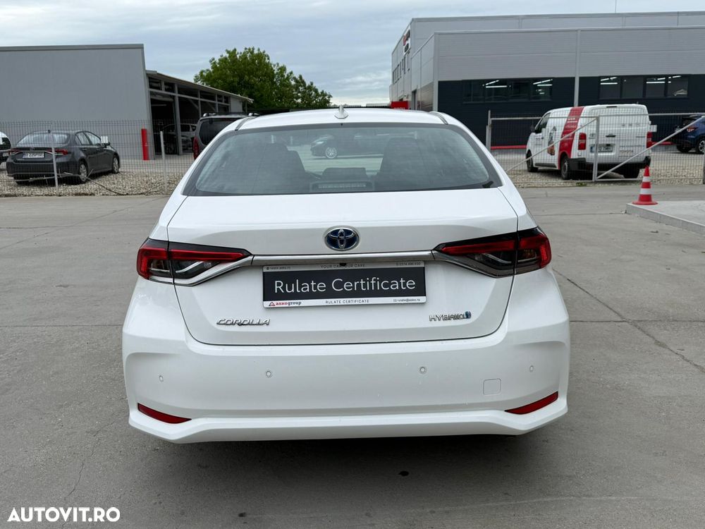 Toyota Corolla 1.8 HSD Business - 9