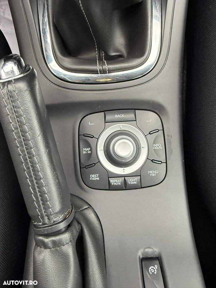 Renault Megane ENERGY dCi 110 LIMITED - 28