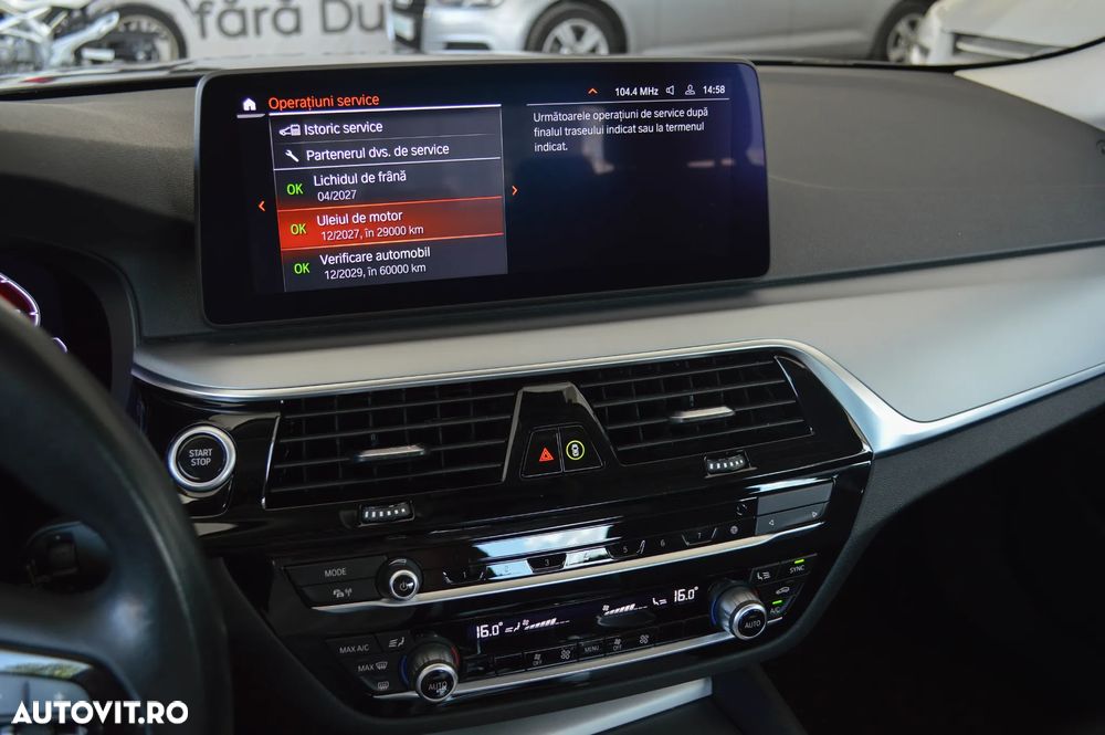 BMW Seria 5 520e Aut. Luxury Line - 30