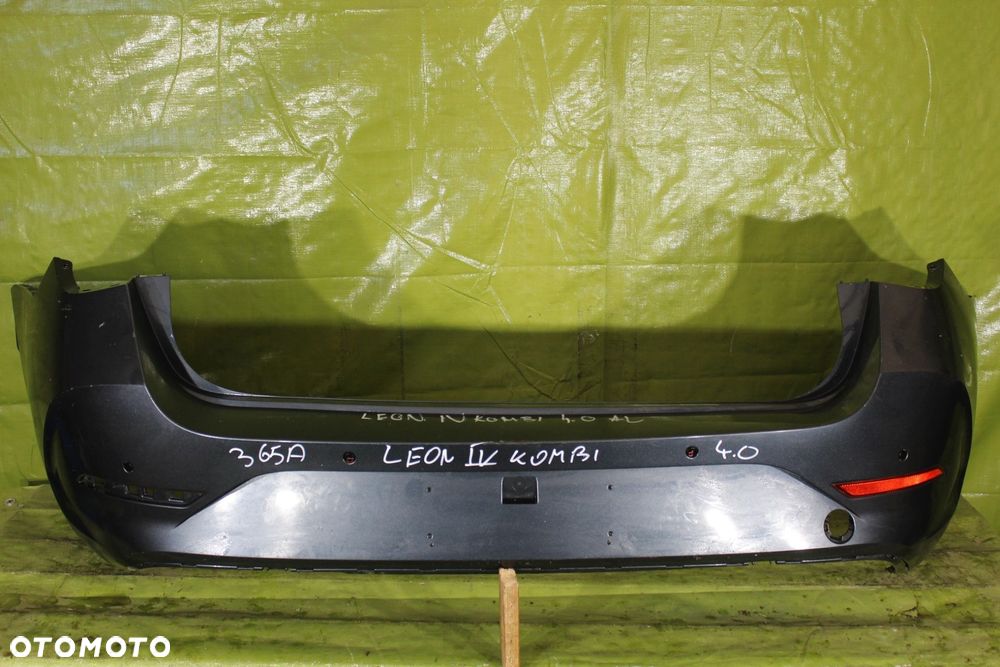 Zderzak tył Seat Leon IV Kombi po 2020r. - 1