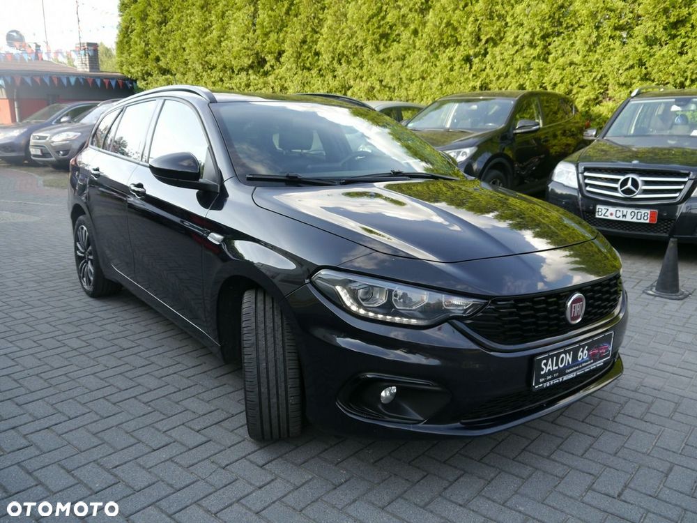 Fiat Tipo 1.6 MultiJet 16v Sport - 9