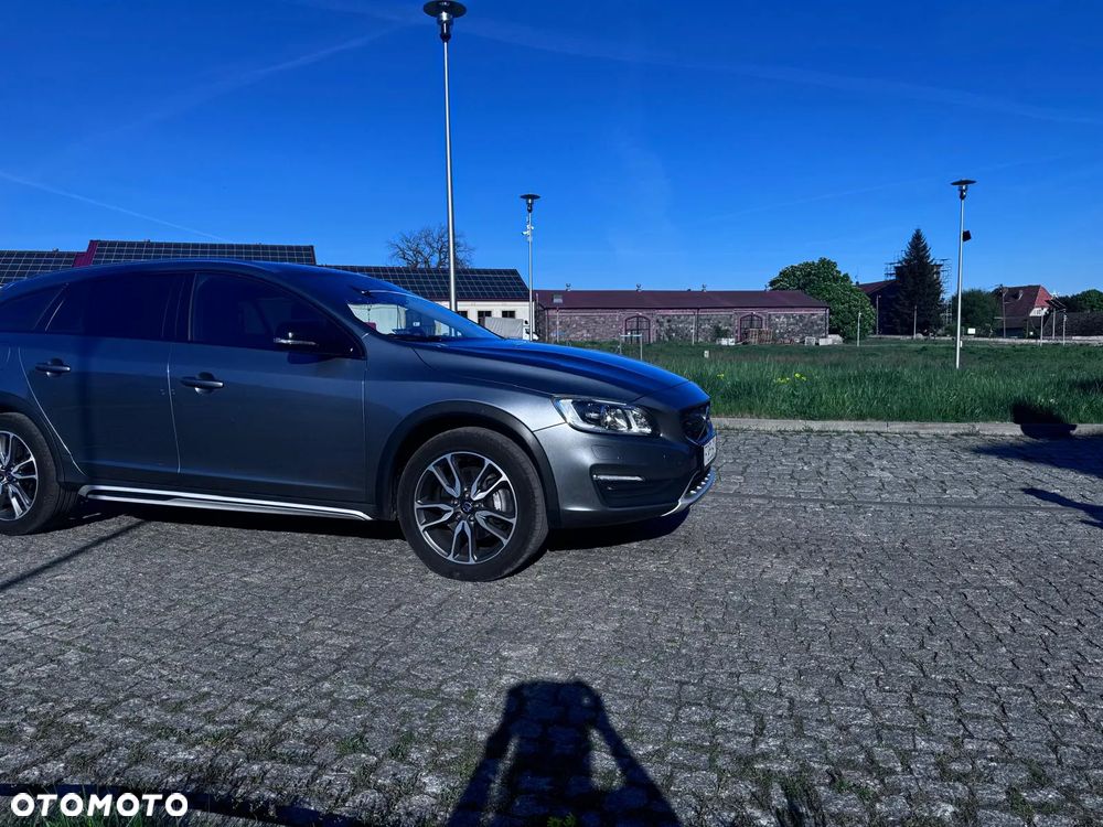 Volvo V60 Cross Country D3 Drive-E Summum - 5