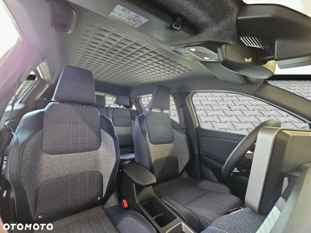 Renault 4 E-Tech 52kWh Comfort Range Techno - 23