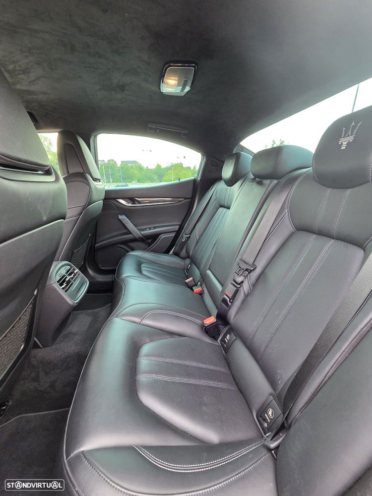 Maserati Ghibli 3.0 V6 - 13