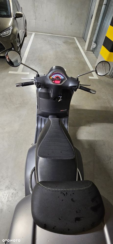 Vespa GTS - 23