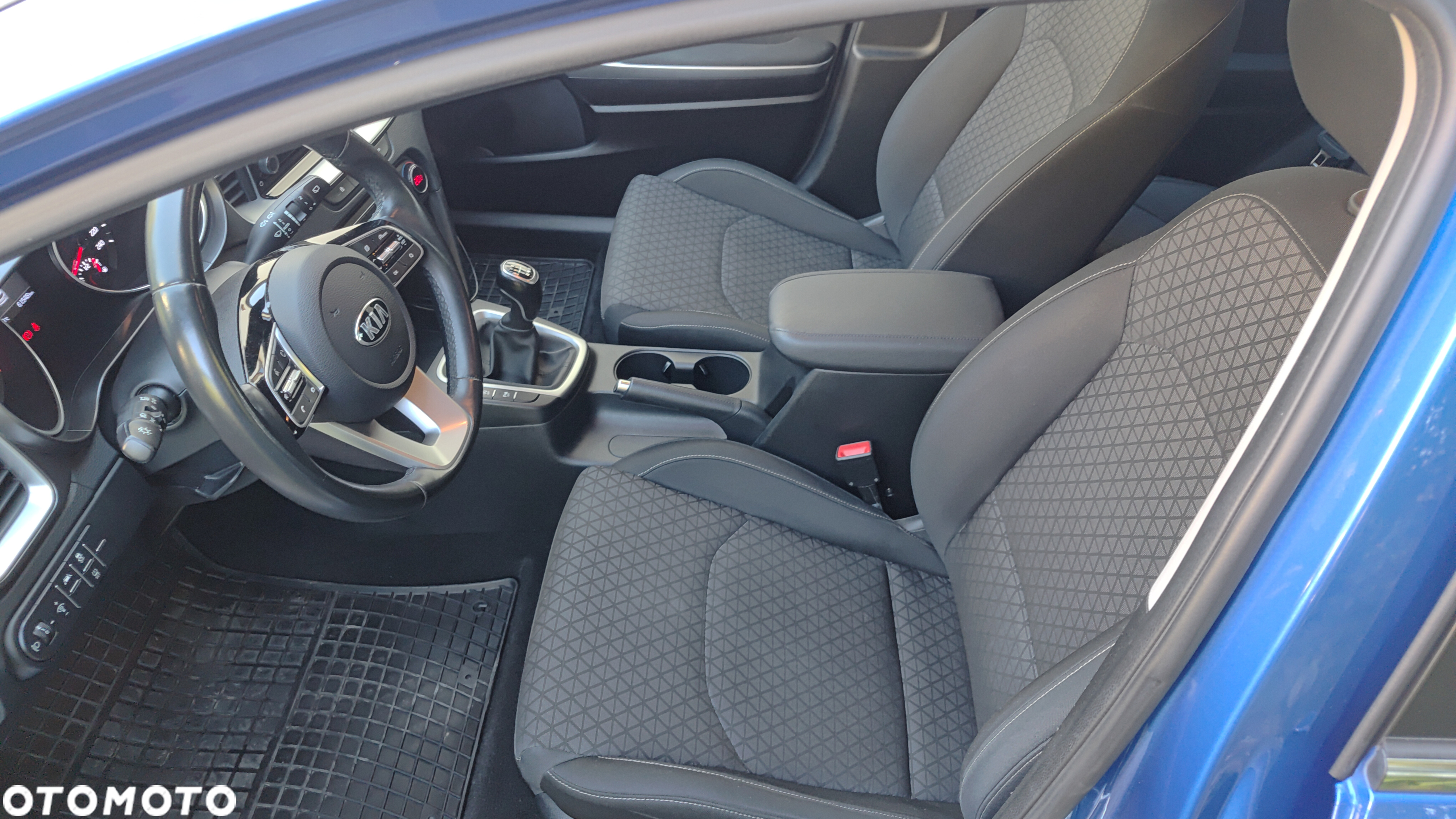 Kia Ceed 1.4 T-GDI M - 18