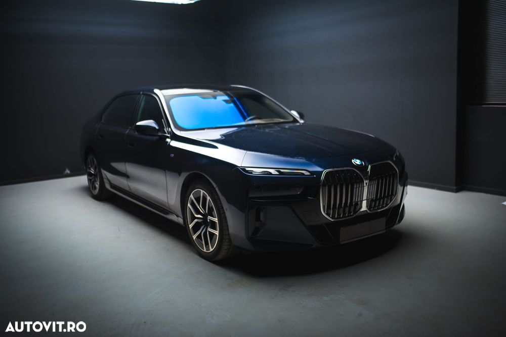 BMW Seria 7 740d xDrive MHEV - 3