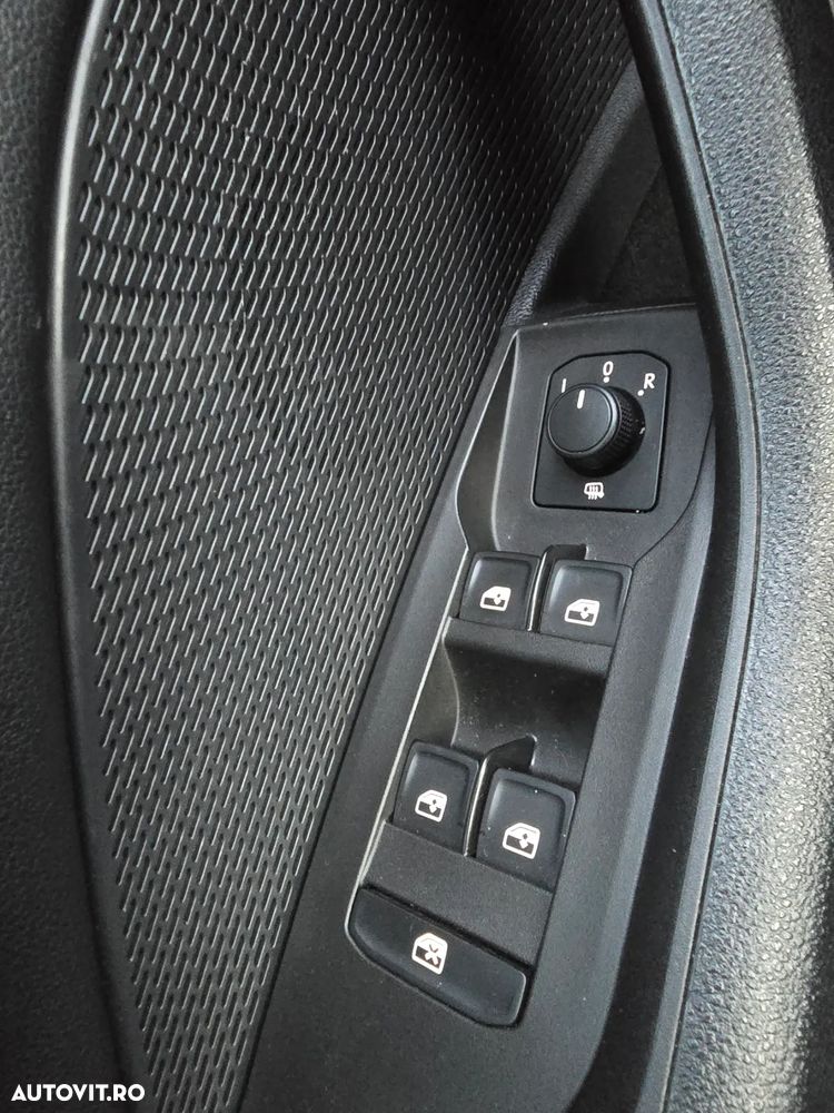 Skoda Octavia 2.0 TDI DSG Ambition - 14