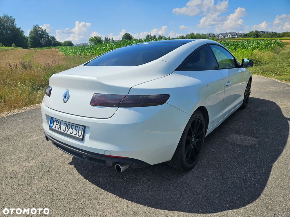 Renault Laguna 2.0 dCi Monaco GP2 - 1
