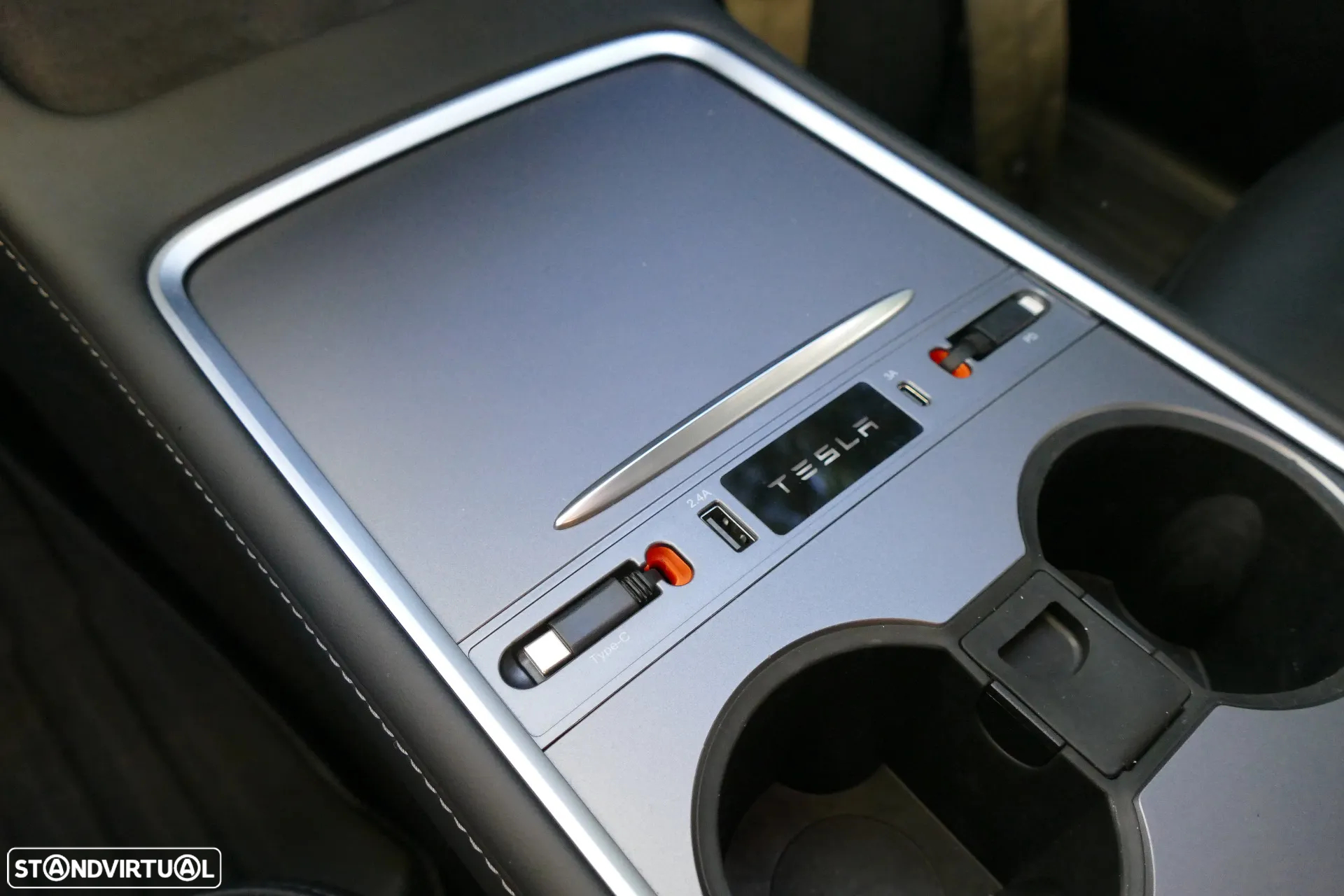 Tesla Model Y Performance Dual Motor AWD - 24