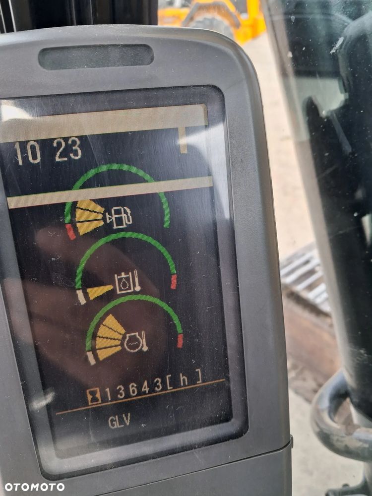 Caterpillar 320 D L - 11