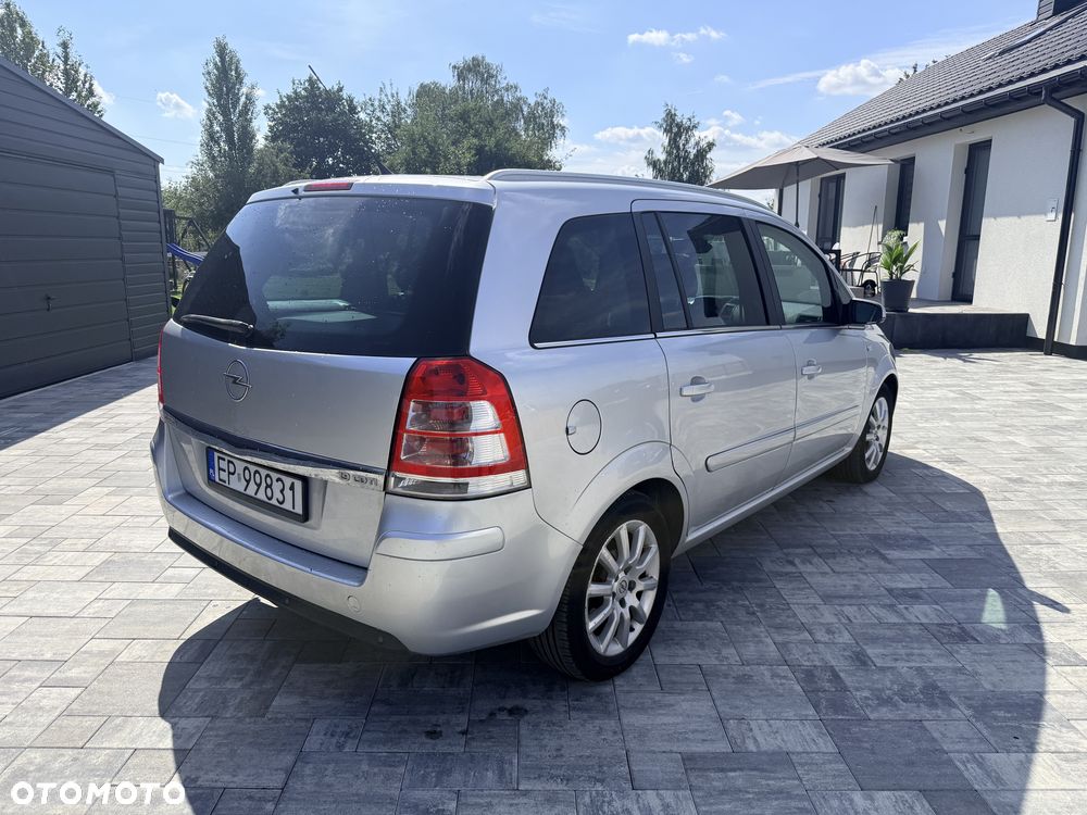 Opel Zafira - 4