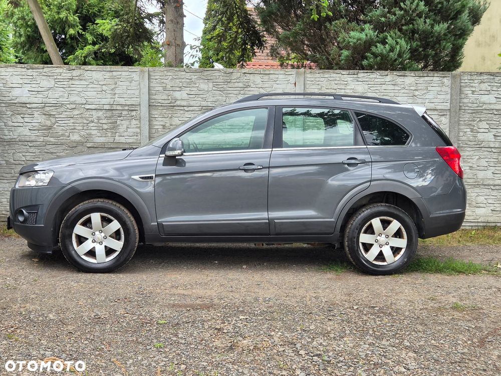 Chevrolet Captiva 2.4 2WD LT - 9