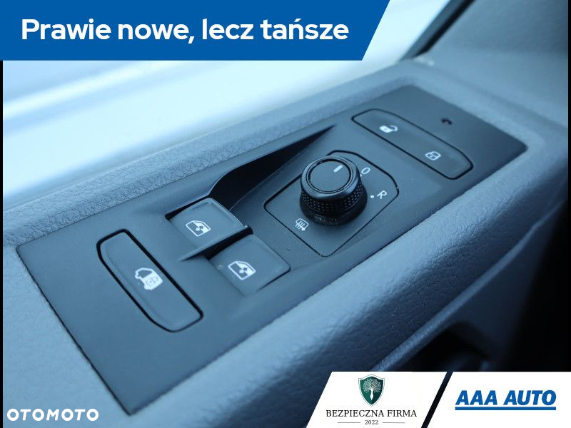 Volkswagen transporter - 12