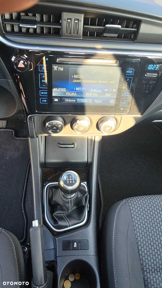 Toyota Corolla - 6