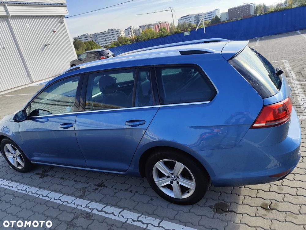Volkswagen Golf - 3