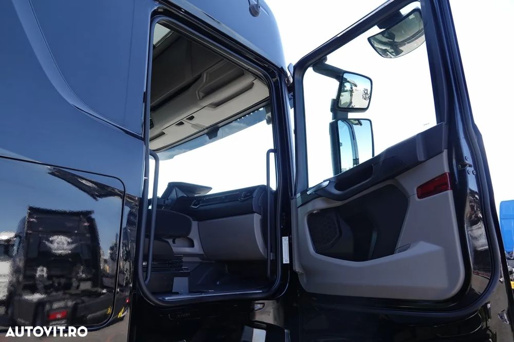 Scania S 500 / ADR  FL / RETARDER / I-PARK COOL / TV / ALLOY WHEELS / EURO 6 - 37