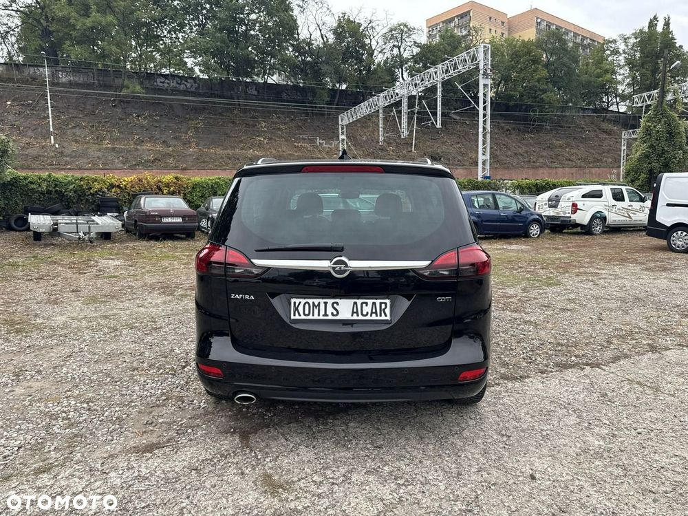 Opel Zafira - 8