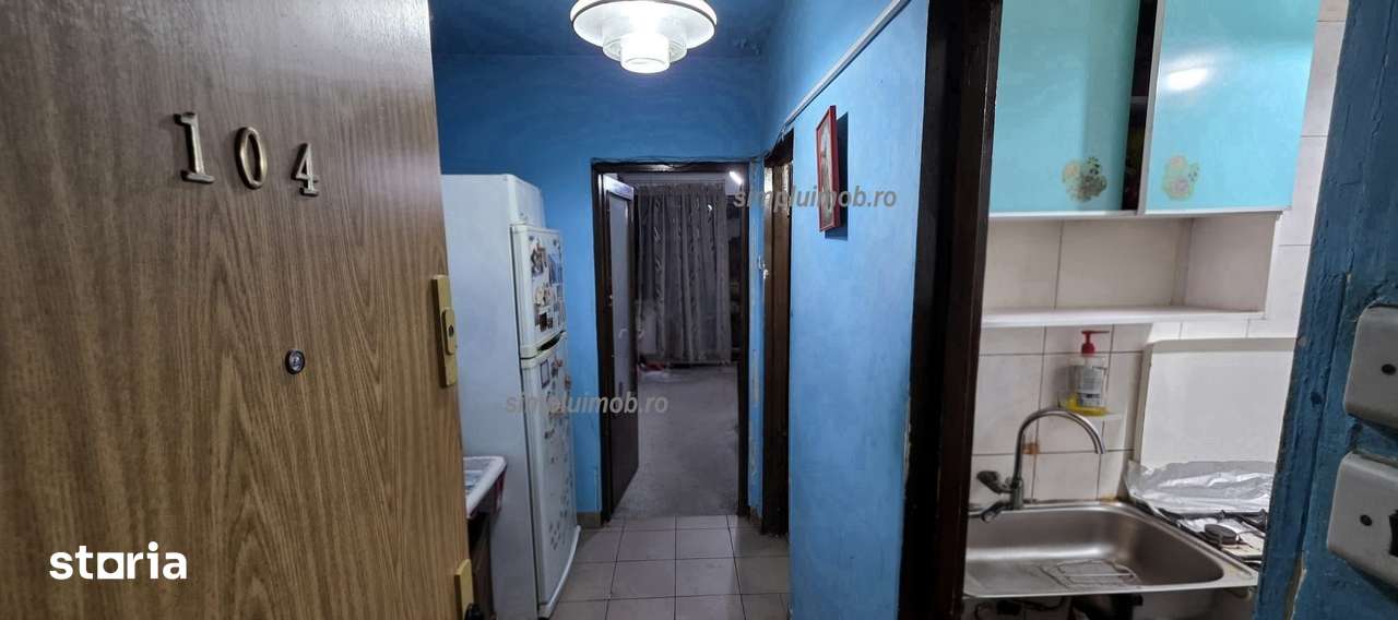 Metrou La 2 Minute Garsoniera Etaj Intermediar - Imagine principală: 2/4