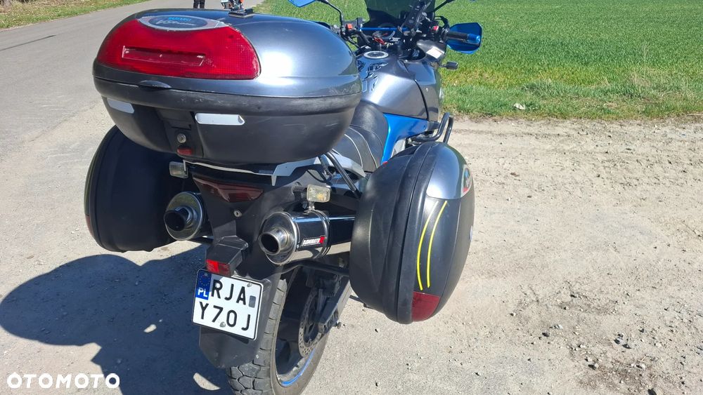 Suzuki V-STROM - 7