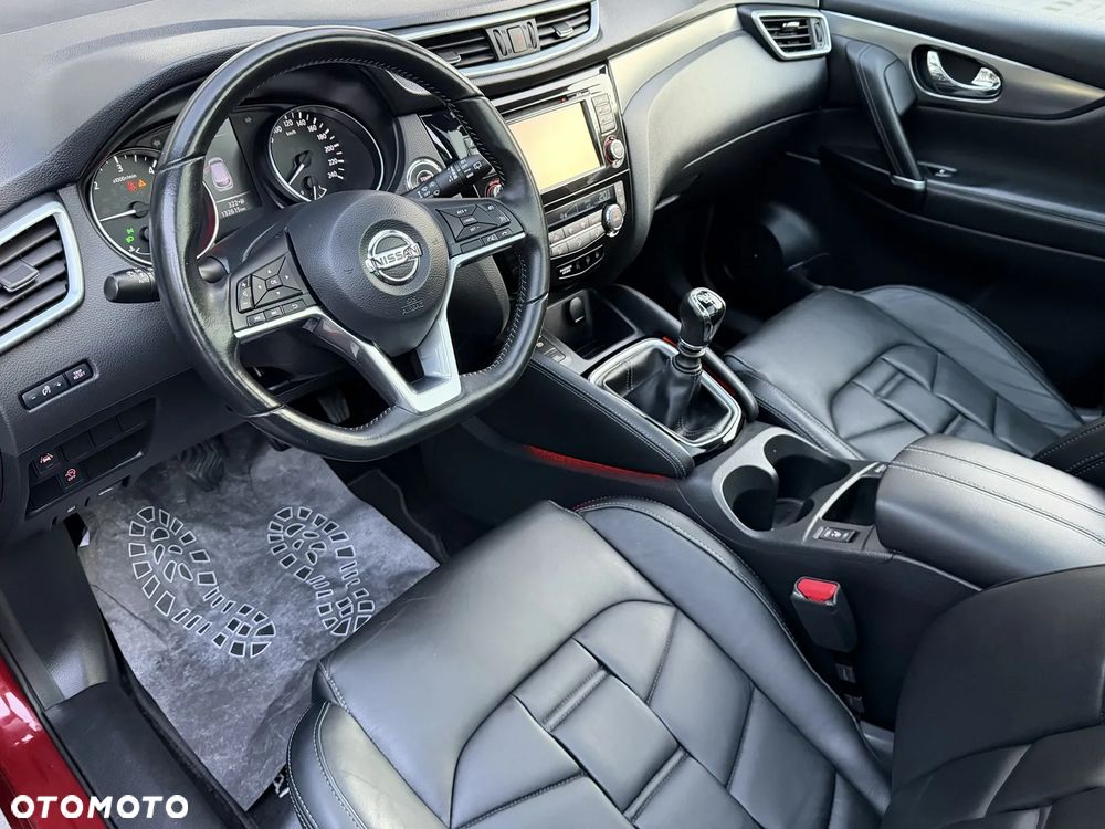 Nissan Qashqai 1.6 DCi Tekna+ - 29