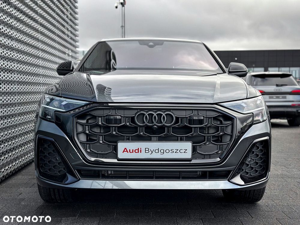 Audi Q8 - 14