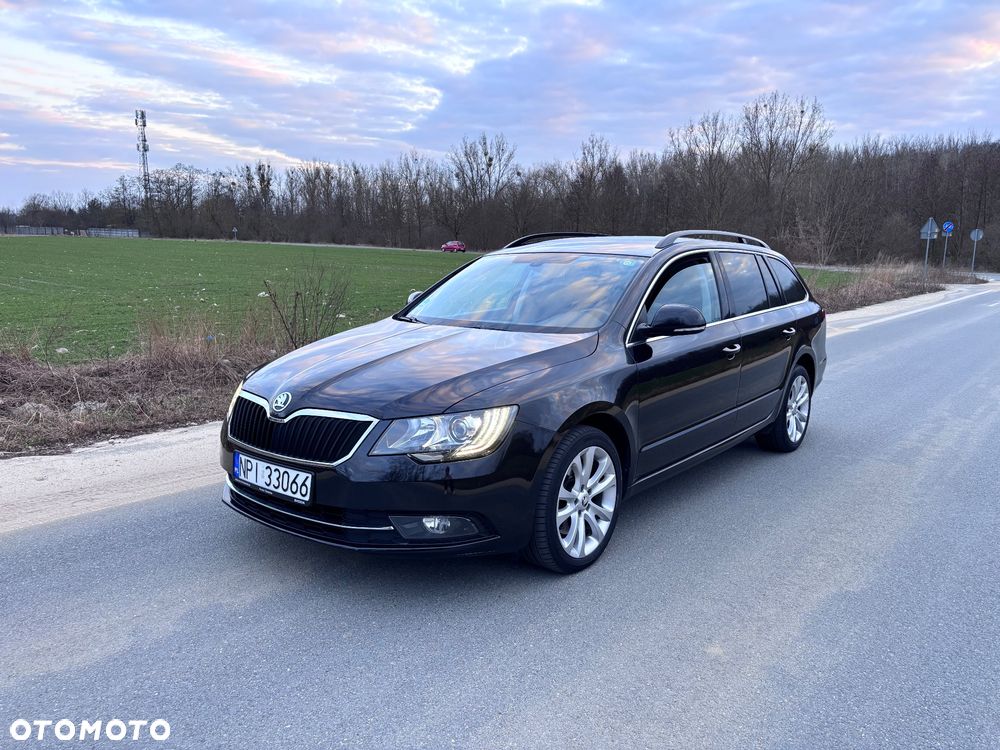 Skoda Superb 2.0 TDI Platinum - 2