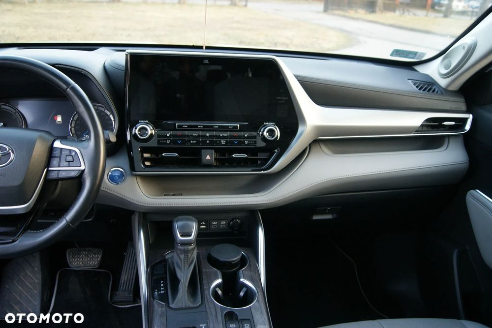 Toyota Highlander 2.5 Hybrid Executive Style - 33