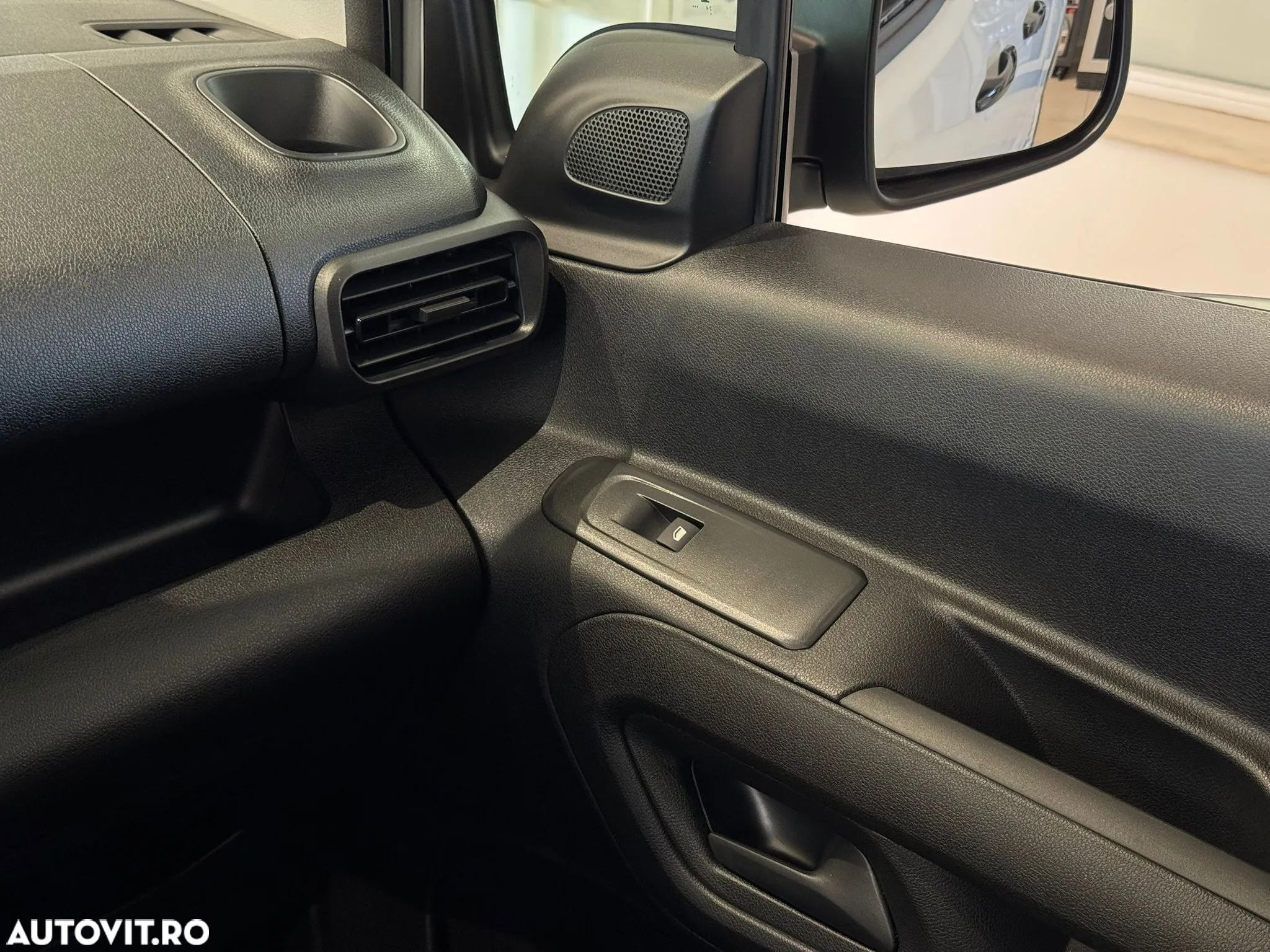 Toyota Proace City Verso 1.5 D-4D 102CP 5MT 4+1 L1H1 Comfort - 15