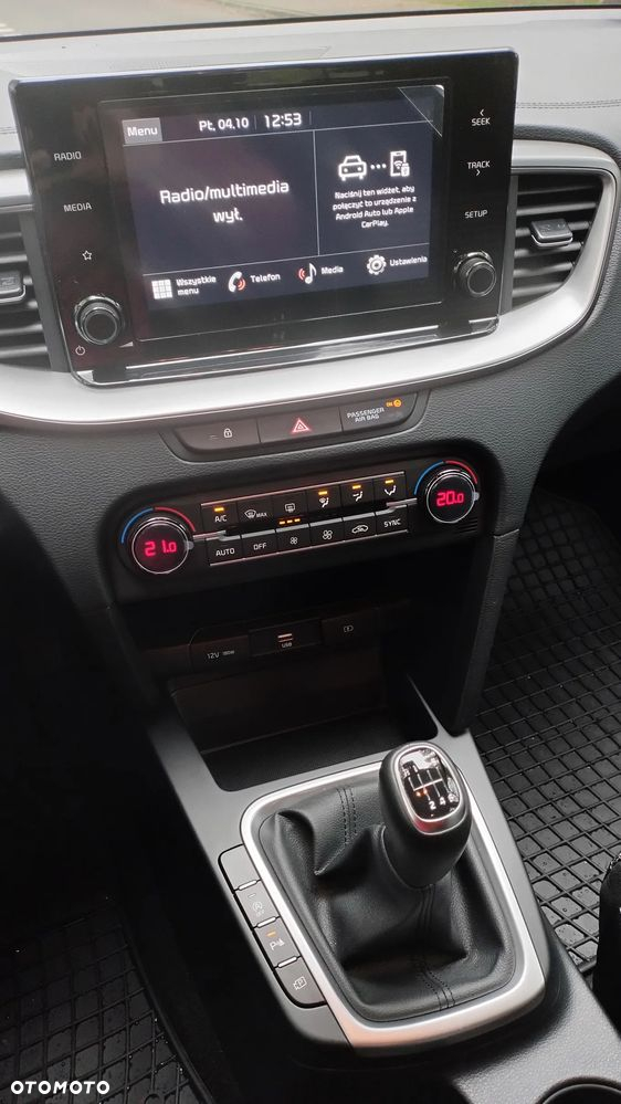 Kia Ceed 1.5 T-GDI M - 20