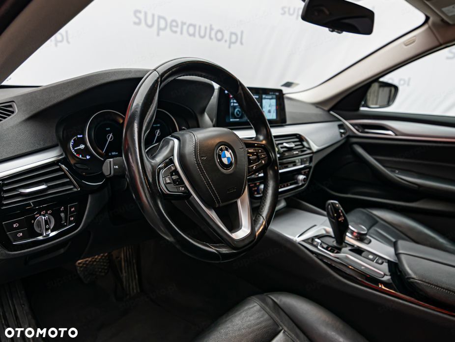 BMW Seria 5 520d - 10