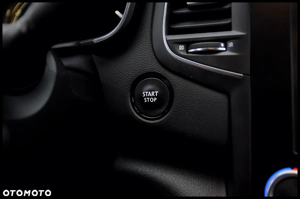 Renault Megane 1.2 Energy TCe Limited - 30