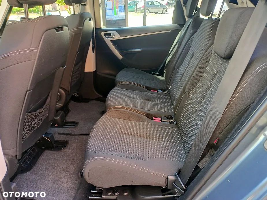 Citroën C4 Picasso - 8