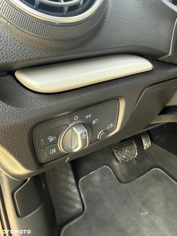 Audi A3 Sportback 1.0 TFSI S tronic - 8